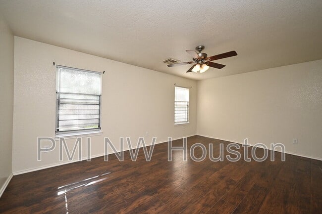 Building Photo - 12518 Sterlingstone Dr