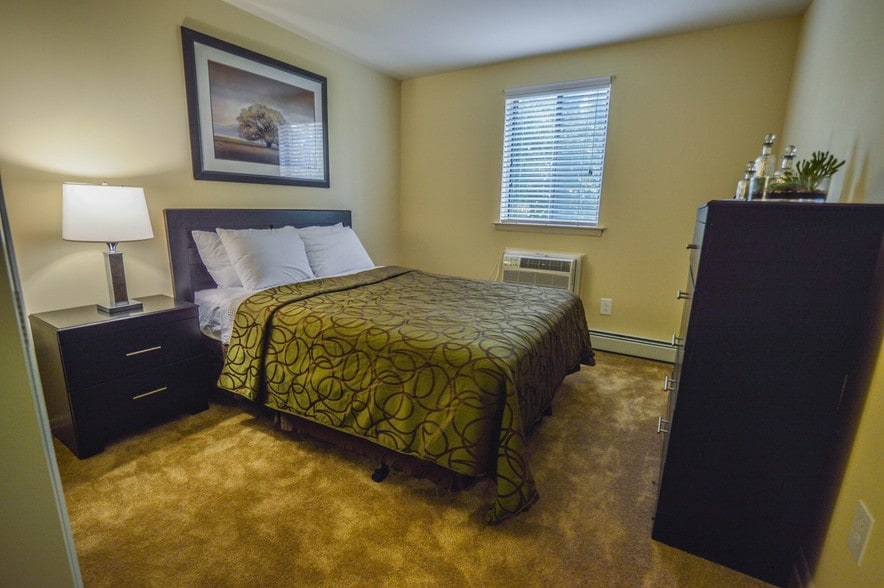 Building Photo - Summit Park