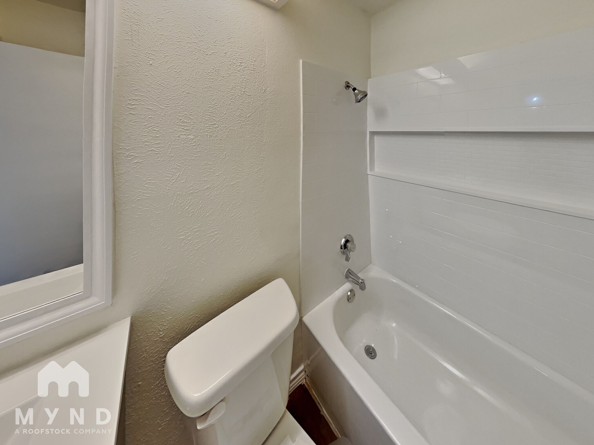 Building Photo - 11903 Garden Terrace Dr