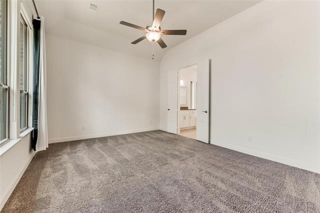 Building Photo - 4601 Parkridge Dr