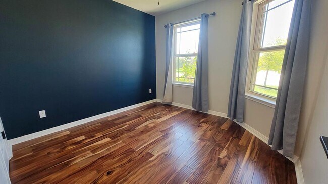 Building Photo - 149 Red Sun Dr