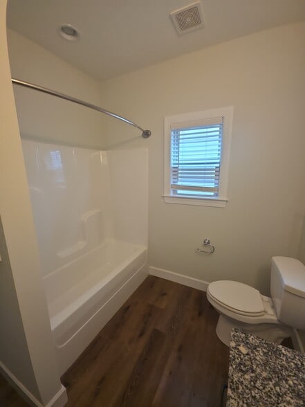 Building Photo - 242 Cypress Rdg