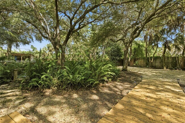 Building Photo - 9775 SW 140th St
