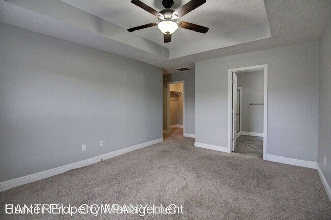 Building Photo - 4 br, 2 bath House - 874 E Sparrow Rd