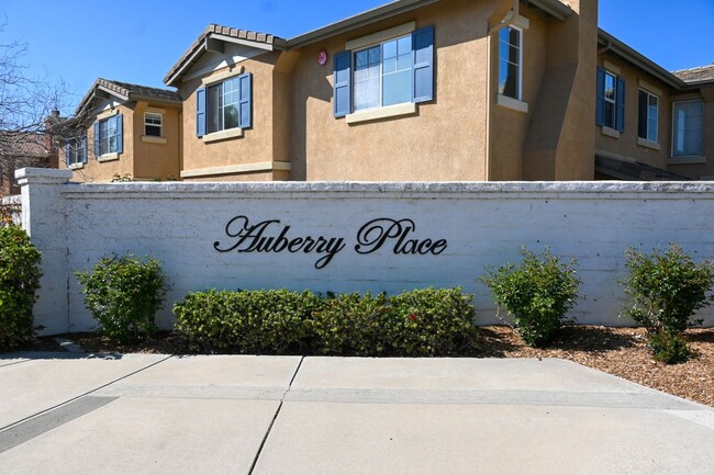 Building Photo - 33570 Emerson Way