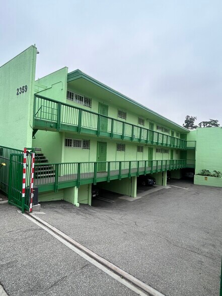 Building - 2359 Glendale Blvd