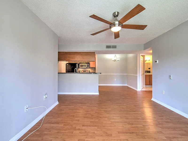 Building Photo - 209 Lake Brook Cir