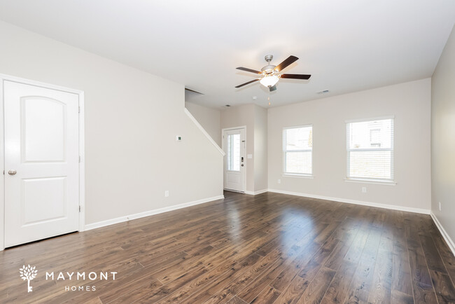 Building Photo - 1015 Glen Marcus Dr