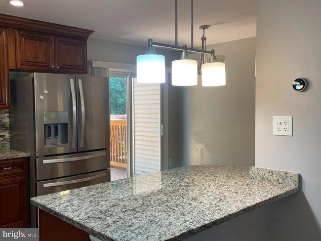 Building Photo - 6223 Rathlin Dr