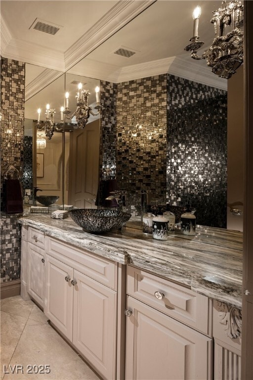 Building Photo - 8801 Palm Greens Ct