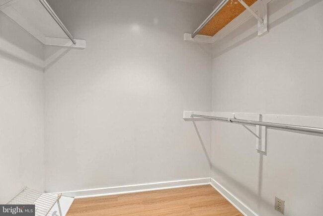 Building Photo - 1522 Swann St NW