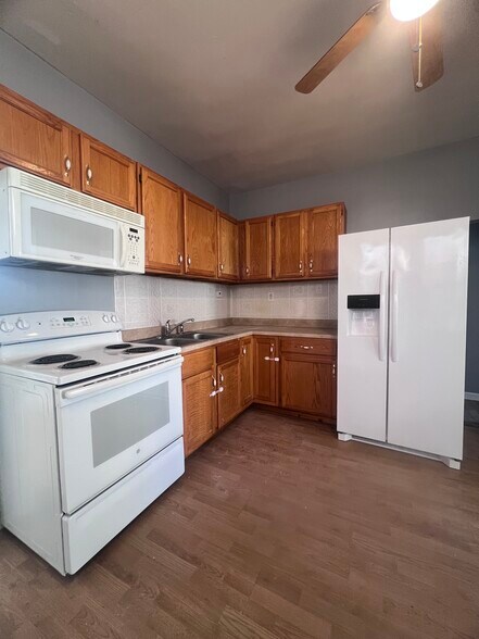 Building Photo - 4360 Gannett St