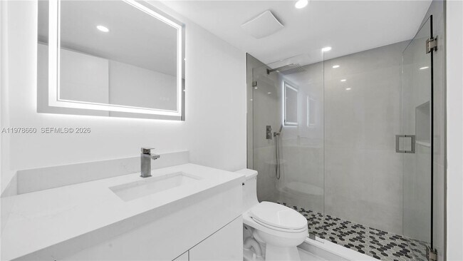 Building Photo - 6070 W 19th Ave