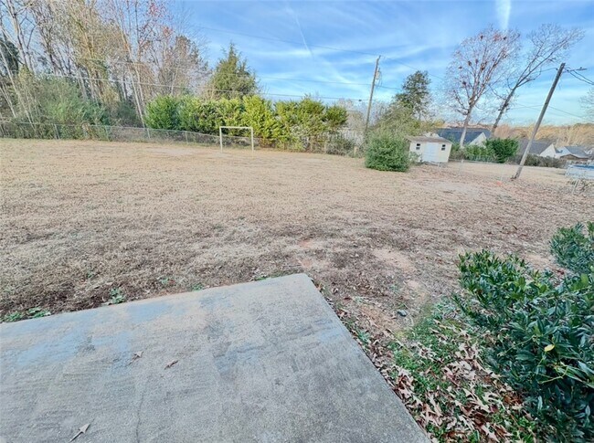 Building Photo - 207 Keystone Dr