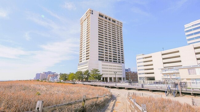 Primary Photo - 3851 Boardwalk