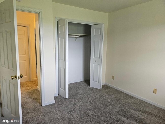 Building Photo - 14788 Sherwood Dr