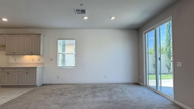 Building Photo - 11074 Avalon Way