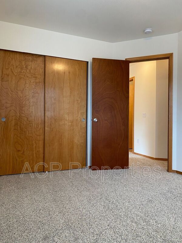 Building Photo - 5889 Cedar St