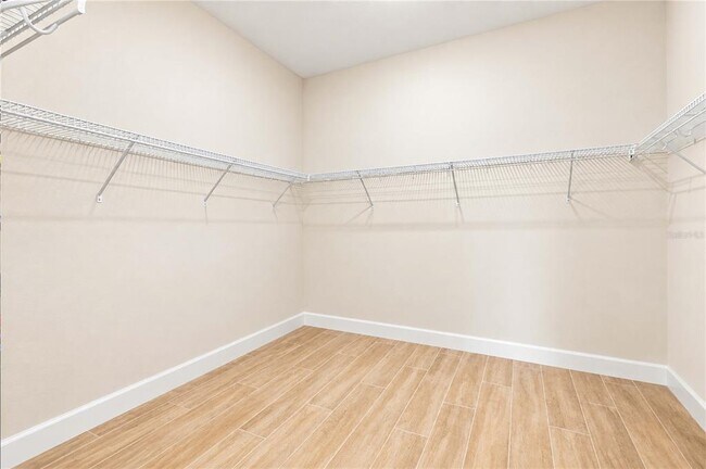Building Photo - 10463 Eclipse St