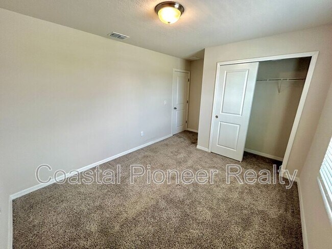 Building Photo - 34751 Telluride Ln