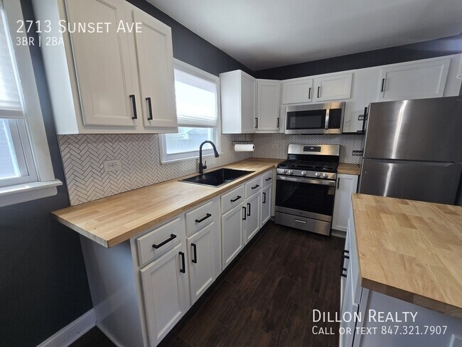 Building Photo - 2713 Sunset Ave