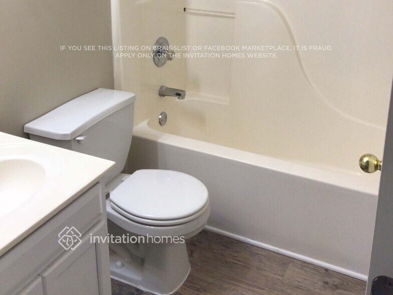 Building Photo - 718 Arbour Way