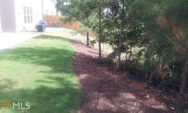 Building Photo - 6260 Crested Moss Dr