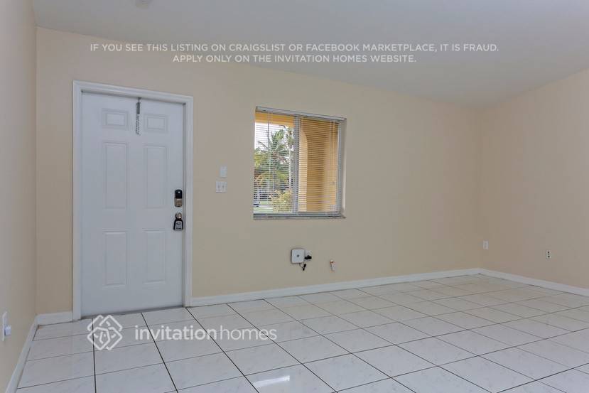 Building Photo - 18001 SW 139th Path