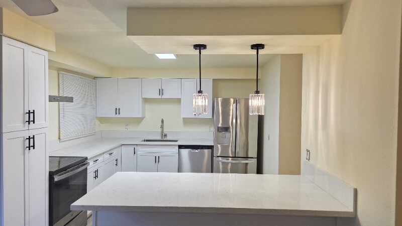 Primary Photo - 13543 SW 64th Ave