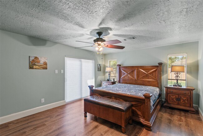 Building Photo - 11818 Laneview Dr