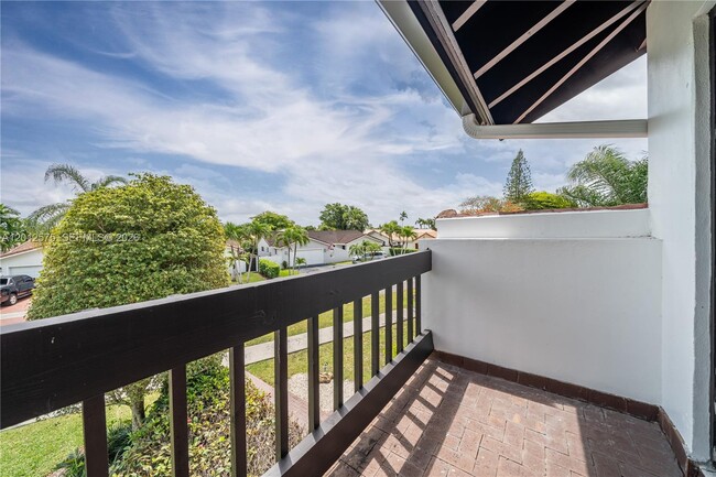 Building Photo - 330 SW 133rd Pl