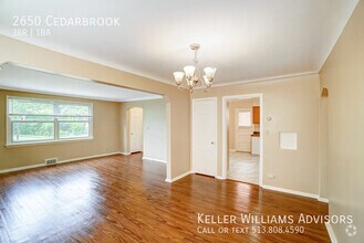 Building Photo - 2650 Cedarbrook-