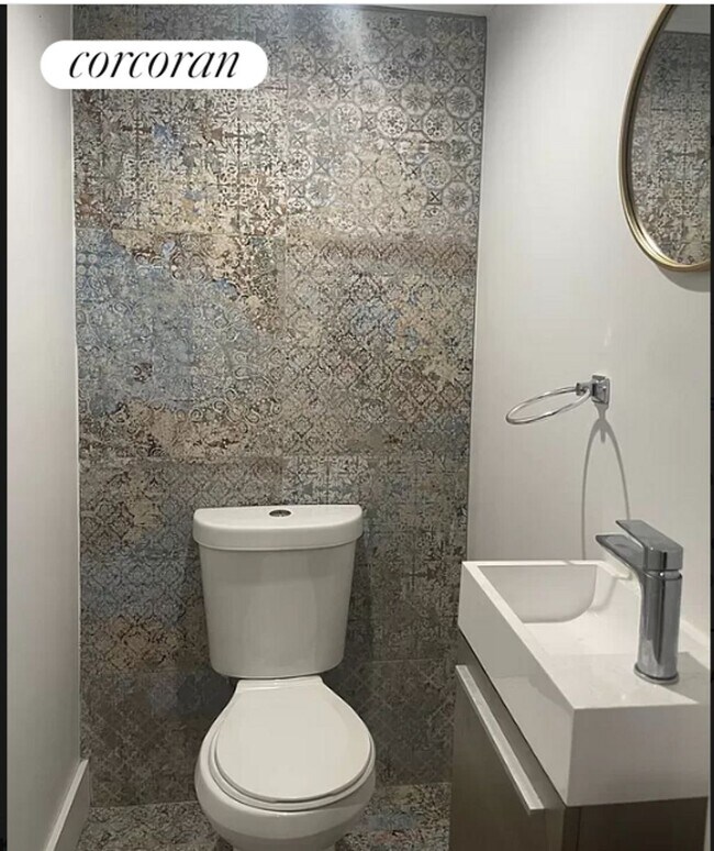 Building Photo - 1370 St Marks Ave