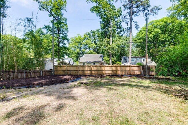 Building Photo - 4904 Patterson Ave