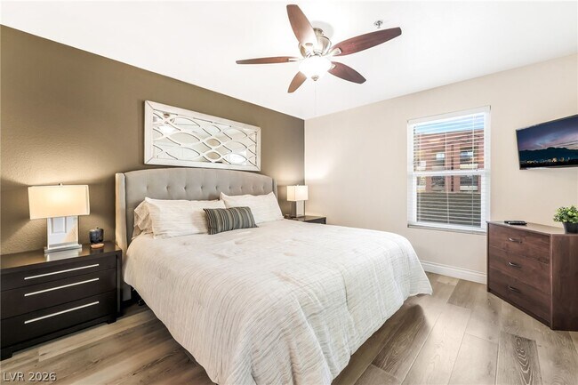 Building Photo - 4200 S Valley View Blvd