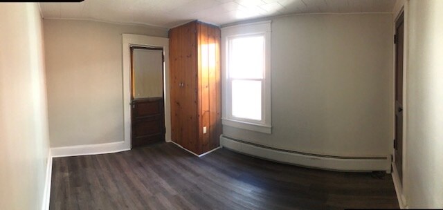 Building Photo - 220 Wise Ave