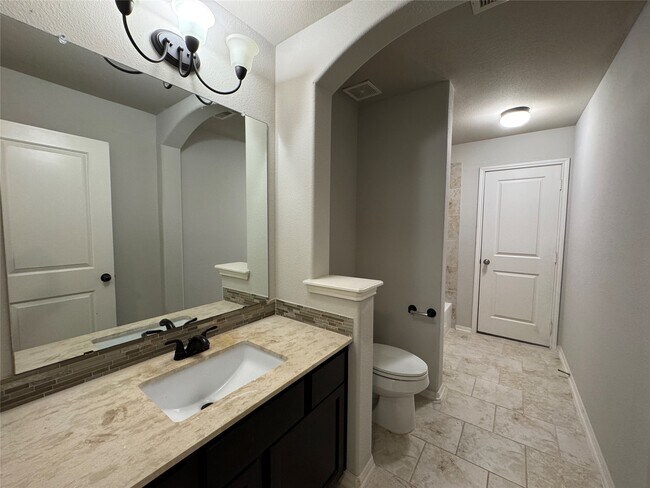 Building Photo - 30154 Southern Sky Dr