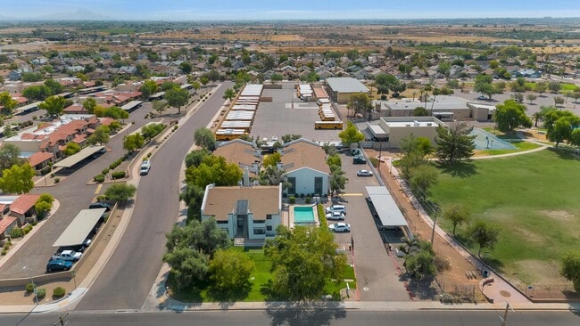 Building Photo - FANTASTIC 1 BEDROOM FOR LEASE