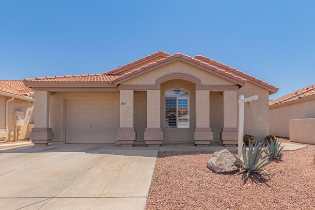 Primary Photo - Inviting Home in Gated 55 Plus Community!!