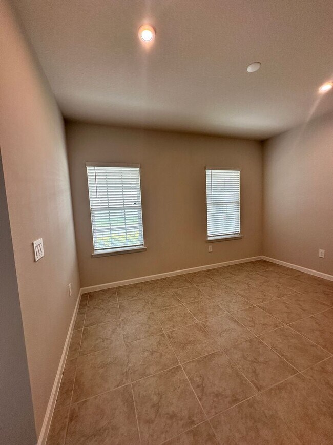 Building Photo - Beautiful Apopka Home For Rent!