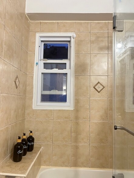 Building Photo - 24-02-2428 28th St