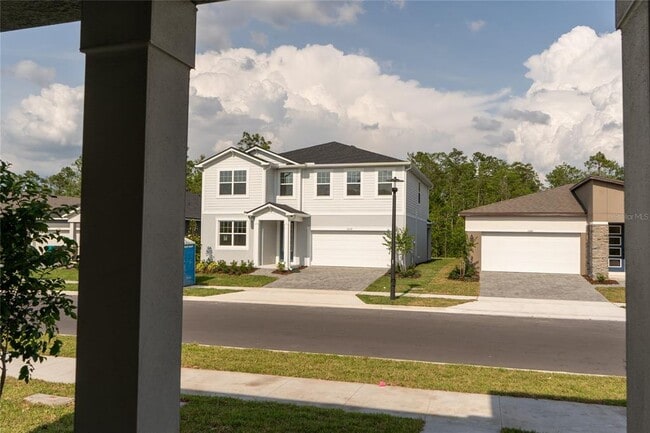 Building Photo - 13094 Pergola Ave