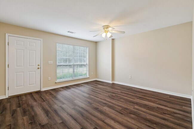 Building Photo - 103 Covington Meadow Cir