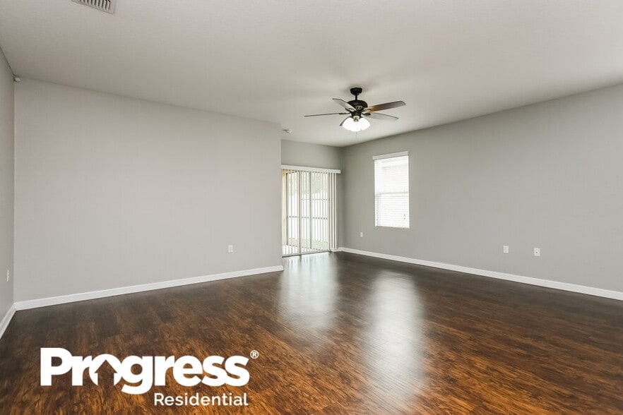 Building Photo - 1744 Wallace Manor Loop