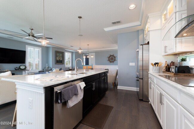 Building Photo - 4541 Eden Bay Dr