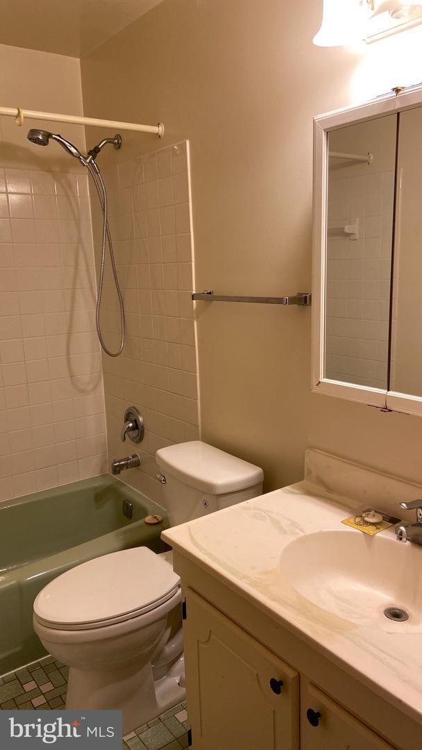 Building Photo - 4637 Linmar Ct