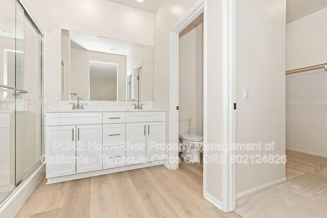 Building Photo - 40702 Birchfield Dr