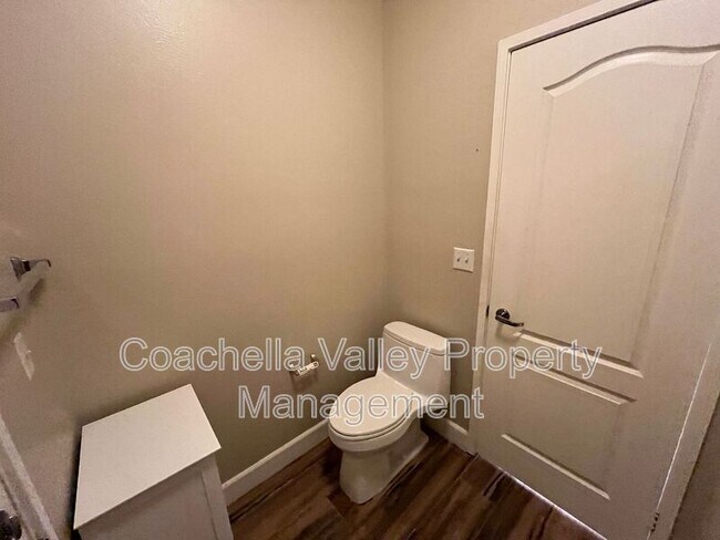 Building Photo - 77597 Carinda Ct