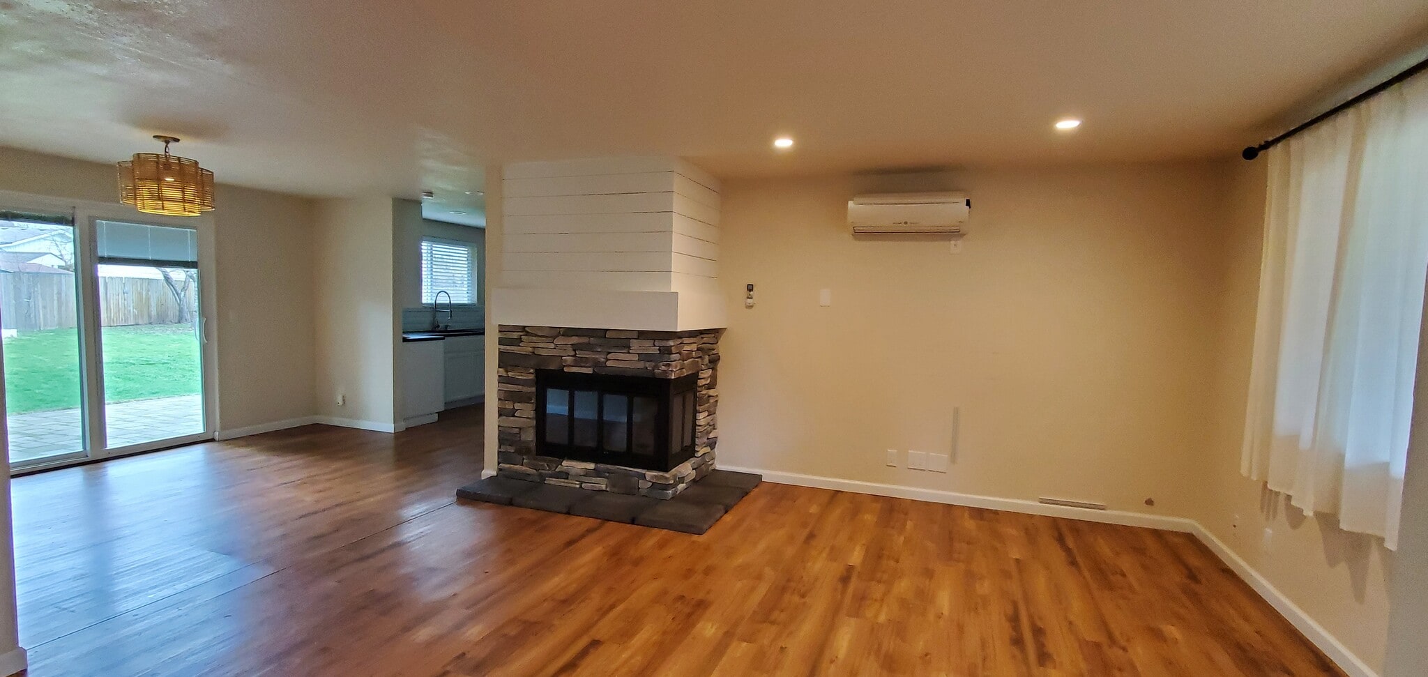 Building Photo - 5515 NE 41st Ave