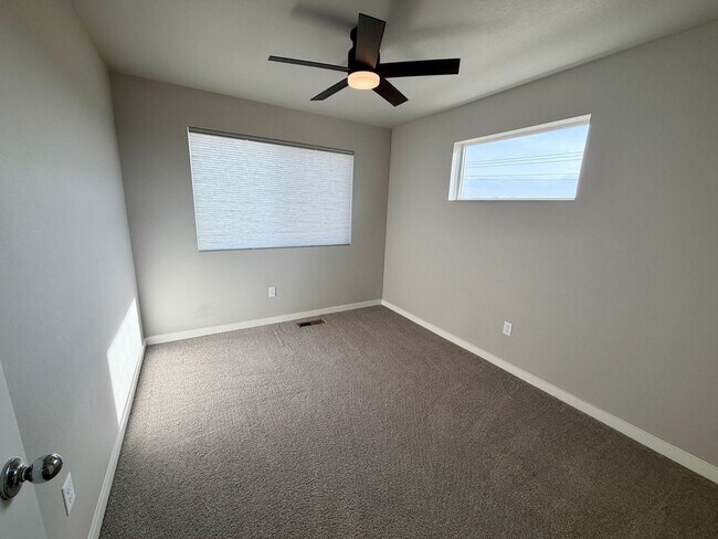 Building Photo - 1353 Reynolds St